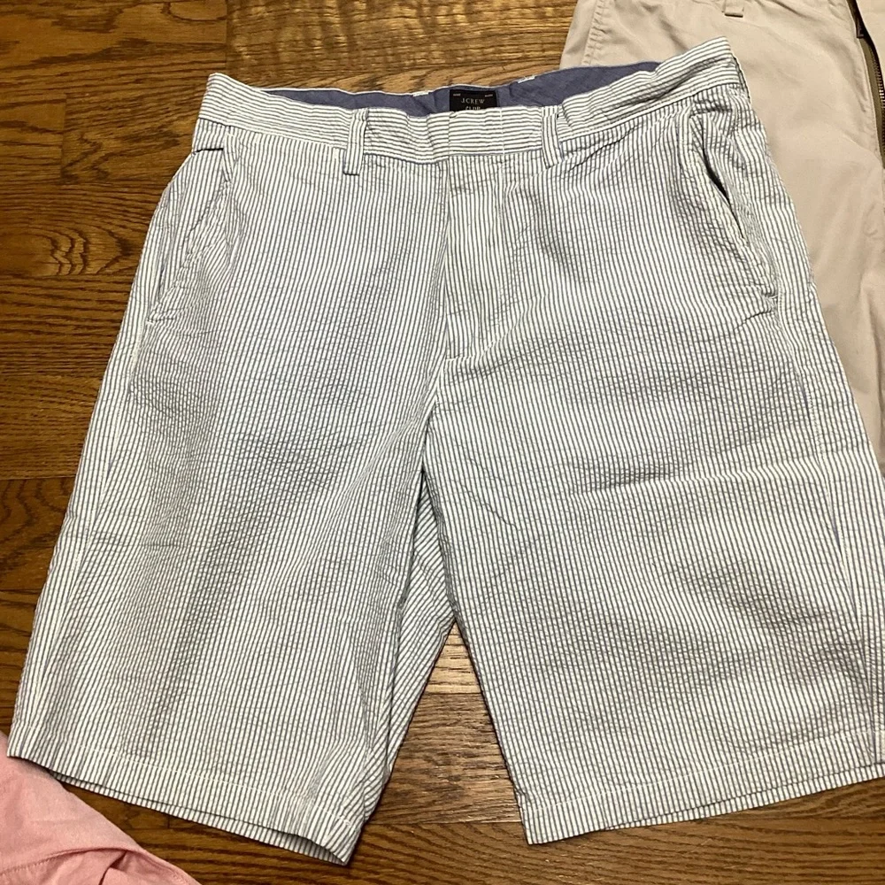 J. Crew men’s shorts lot 3 pair. Seersucker,Pink, tan Size 31